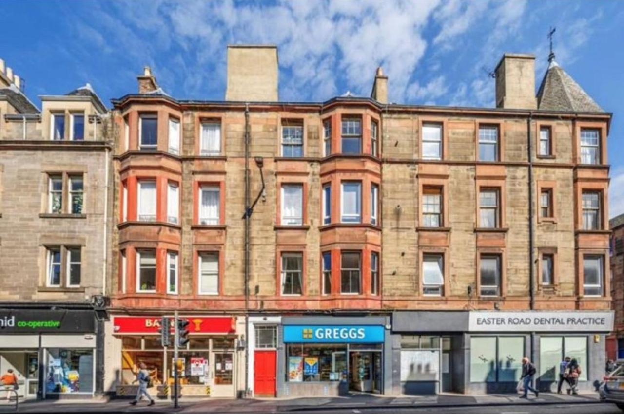 Spacious & Comfortable 3 Bedroom Apartment - Near City Centre - Free Parking Available - Sleeps Up To 5 Guests Edimburgo Esterno foto
