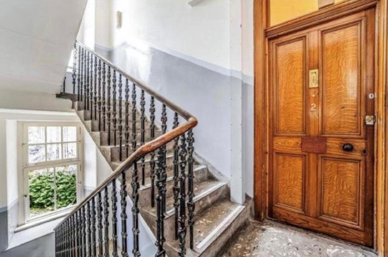 Spacious & Comfortable 3 Bedroom Apartment - Near City Centre - Free Parking Available - Sleeps Up To 5 Guests Edimburgo Esterno foto